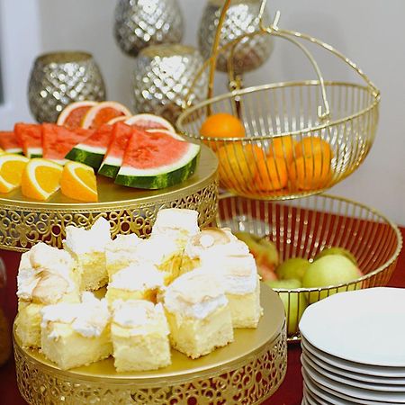 Hotel Maxim كفيدن المظهر الخارجي الصورة
