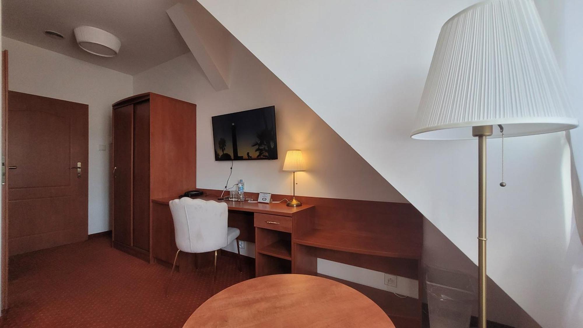 Hotel Maxim كفيدن المظهر الخارجي الصورة