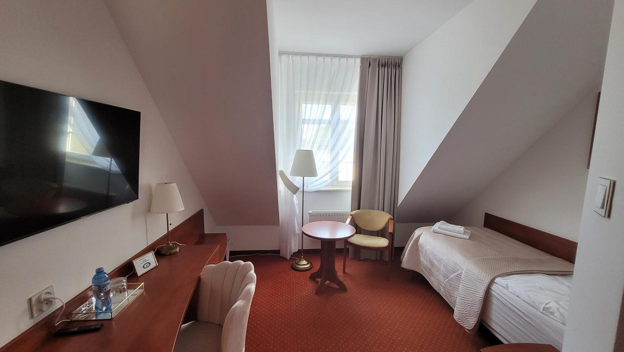 Hotel Maxim كفيدن المظهر الخارجي الصورة