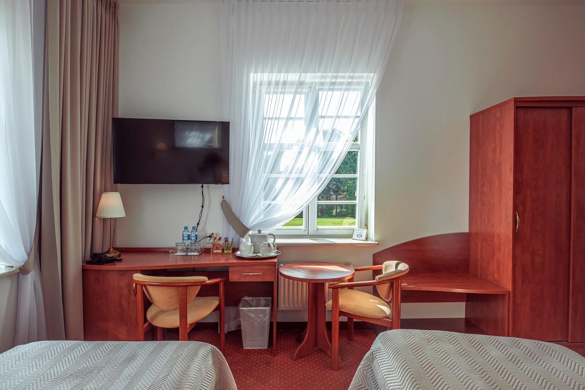 Hotel Maxim كفيدن المظهر الخارجي الصورة